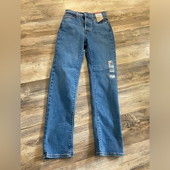 Levi's Blue Straight Leg wedgie Jeans NWT - Picture 1 of 7